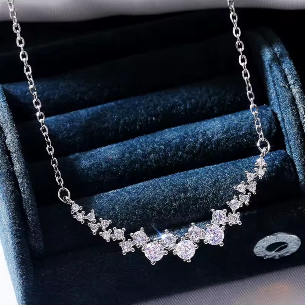 New Elegant Silver Necklace with Sparkling Simulated Diamonds - Picture 6 of 7